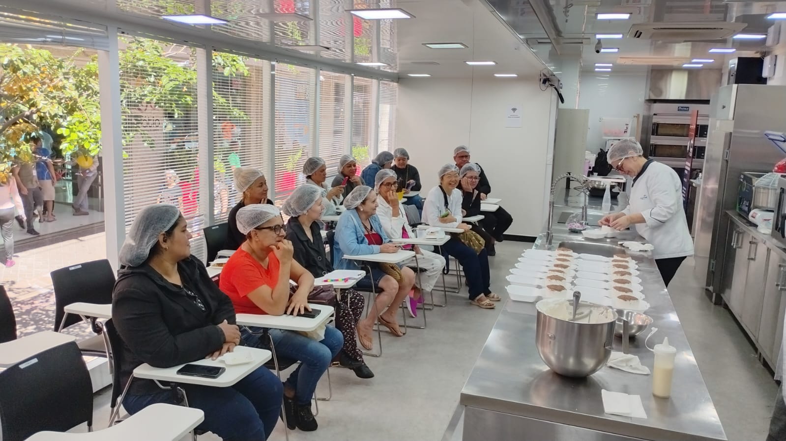 Senac MS ouve empresários do Maria Aparecida Pedrossian para definir cursos da carreta-escola