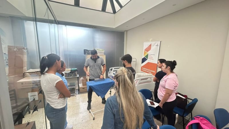 Alunos do Técnico em Enfermagem vivenciam prática de centro cirúrgico