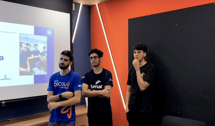 Expogrande vira ponto de encontro entre agro, inovação e participação de alunos da Fábrica de Software 