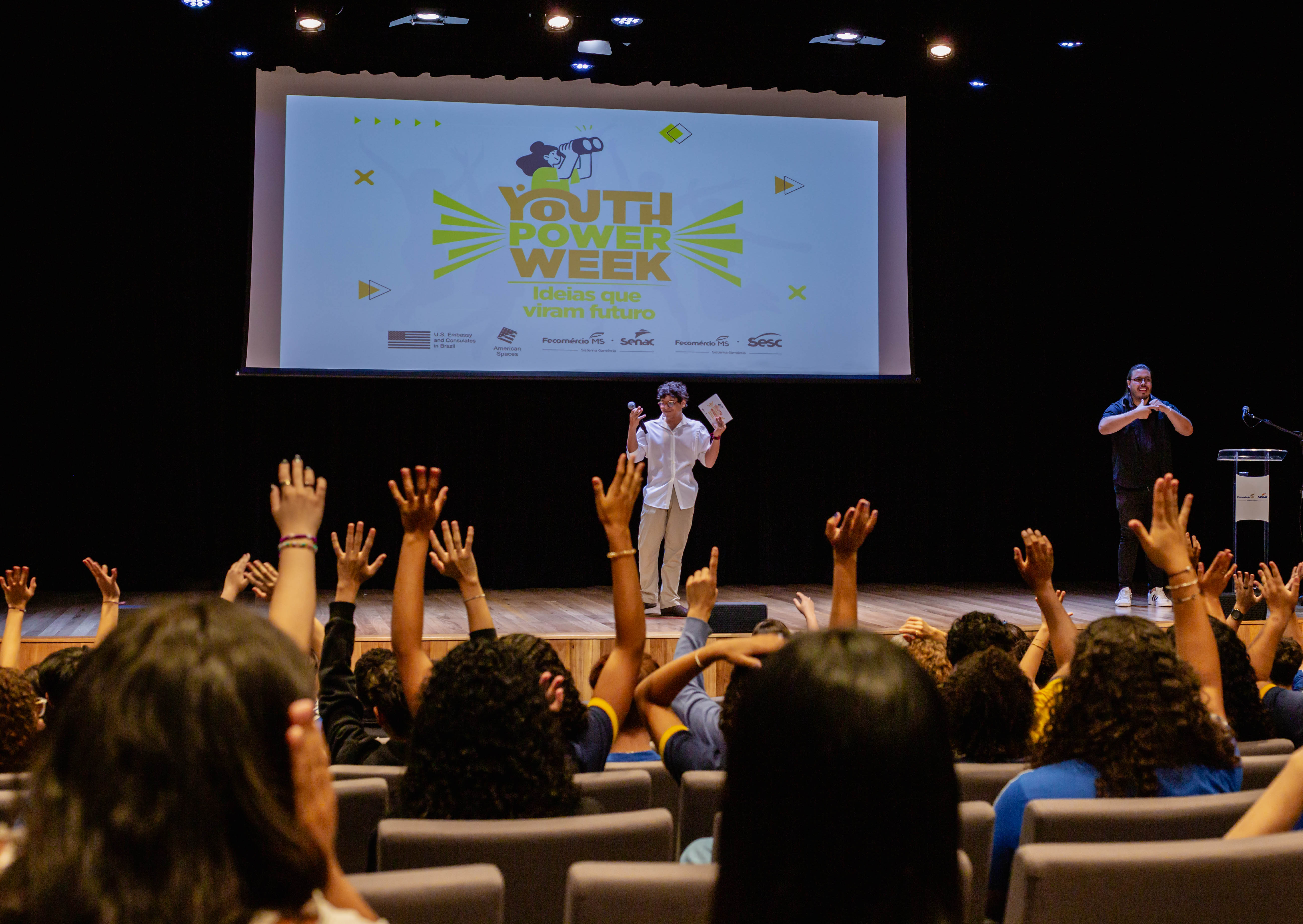 Consulado dos EUA, Sesc e Senac realizam oficinas para jovens 